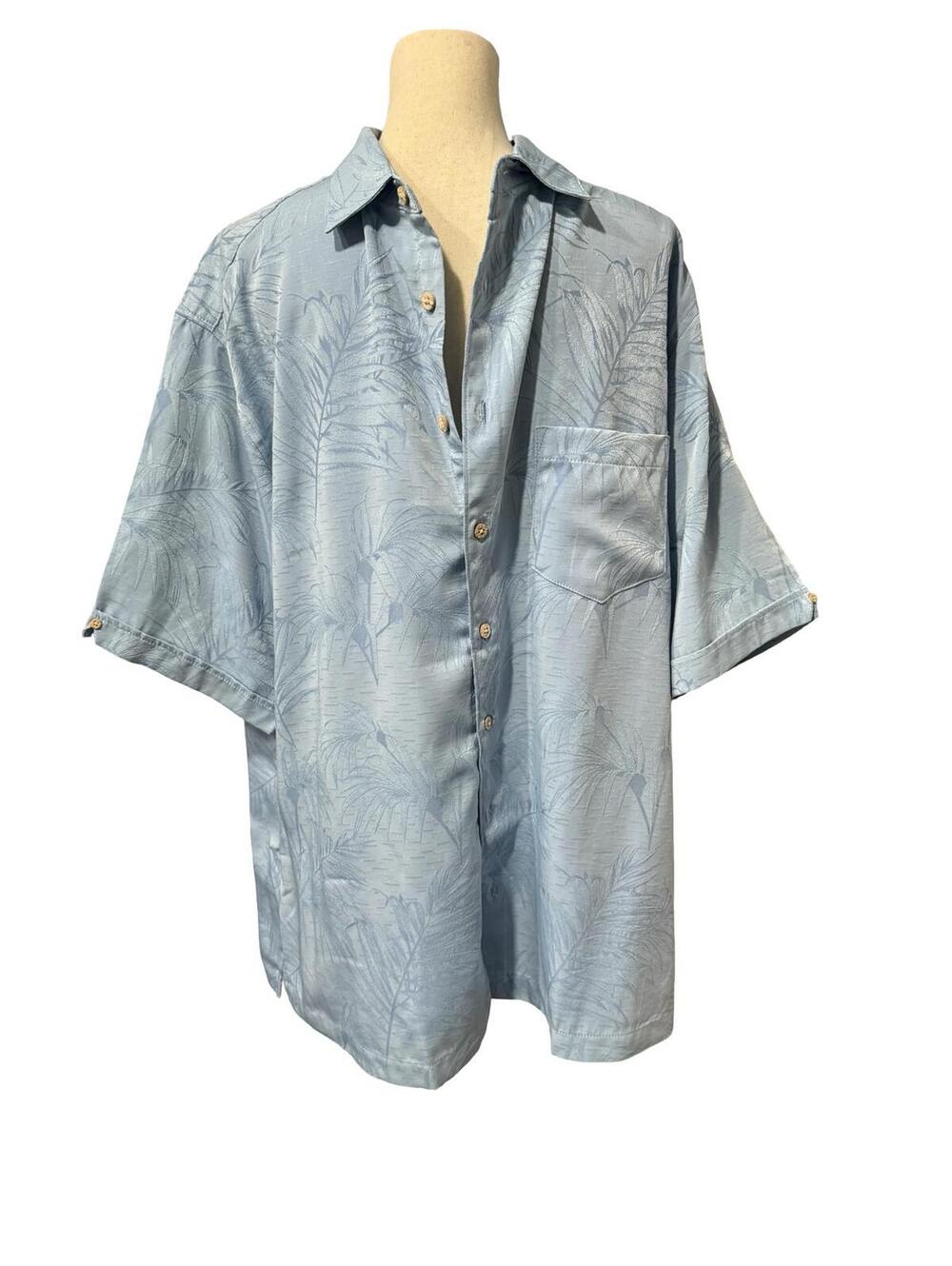 Cubavera Light Blue Short Sleeve Button-Up Shirt with Palm Leaf Pattern